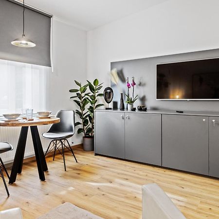 Stylish Tiny City House Аугсбург Экстерьер фото