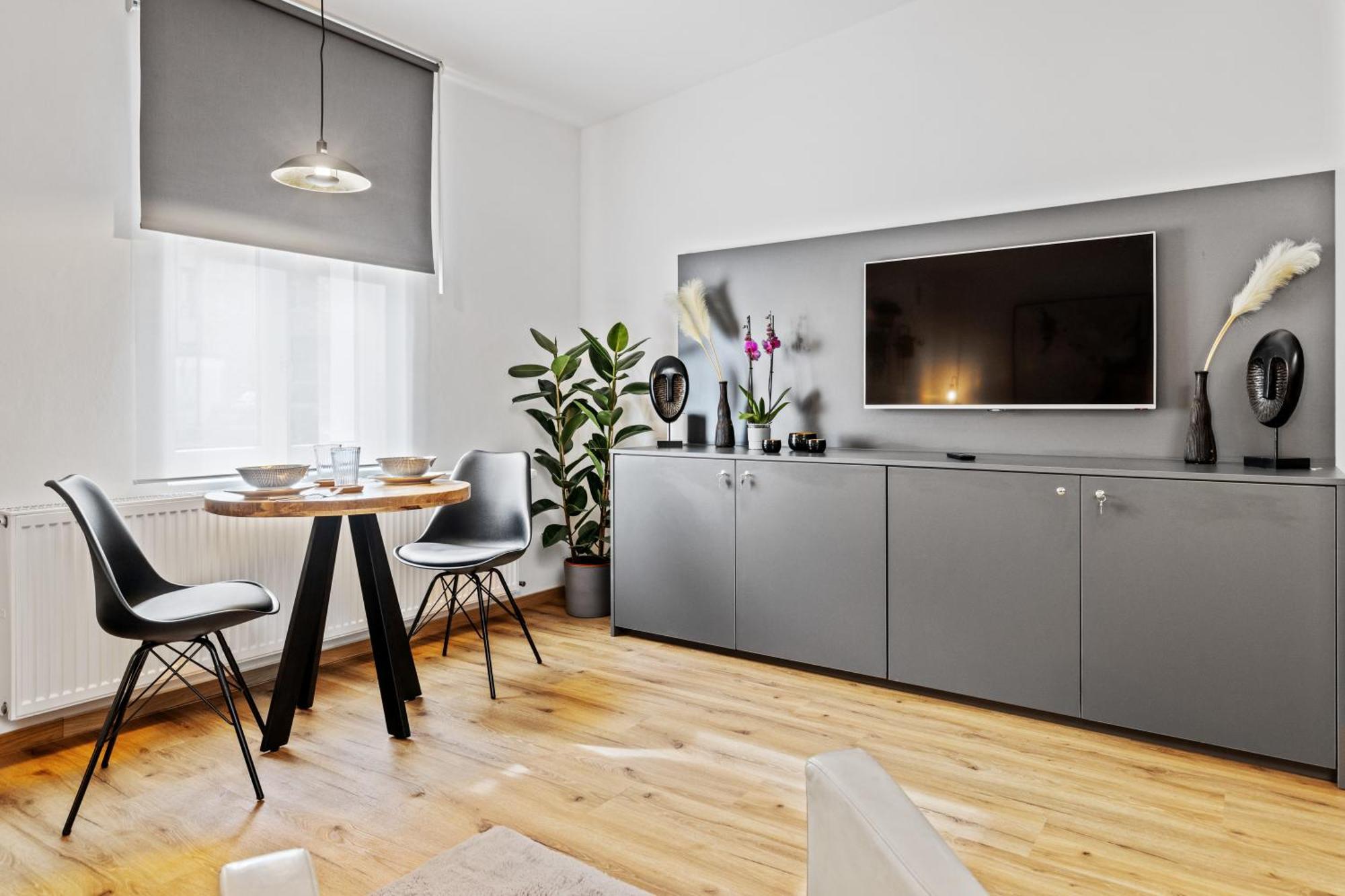 Stylish Tiny City House Аугсбург Экстерьер фото