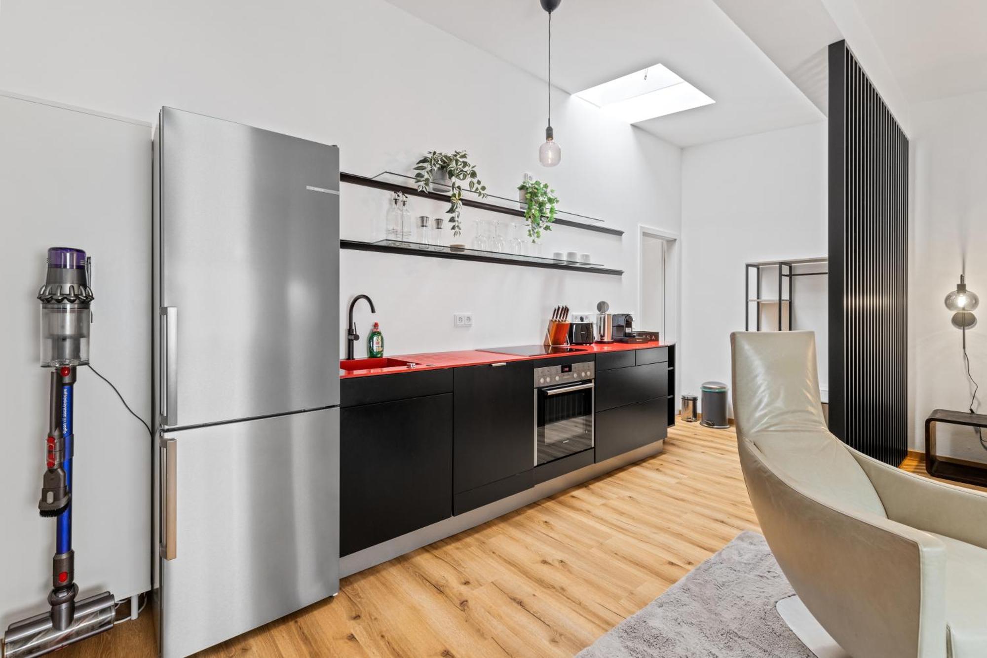 Stylish Tiny City House Аугсбург Экстерьер фото